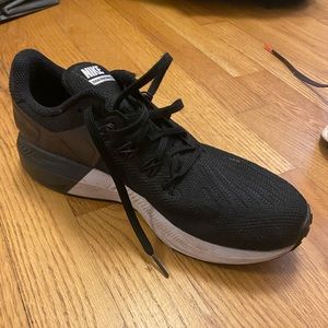 Nike Zoom Structure 22 Black